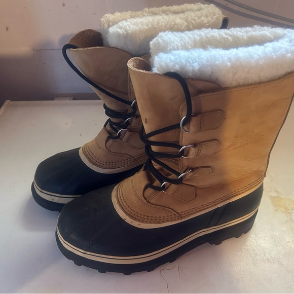 Sorel Caribou Men’s boots Size 11 - Picture 3 of 6